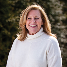 Lynn Gackenbach
